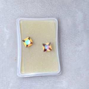 Stud Earrings in  Gold-Plated Sterling Silver🦋